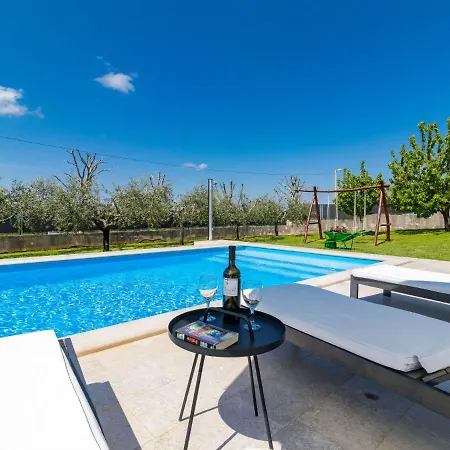 Holiday home Vera - Kst418 By Interhome *